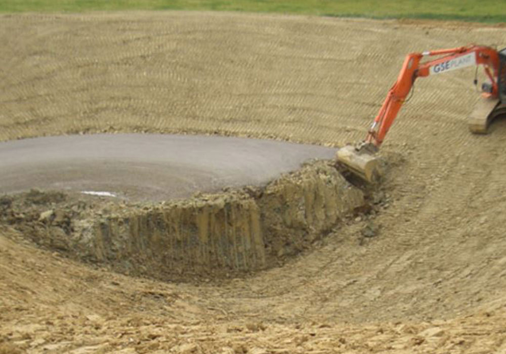 slurry lagoon construction